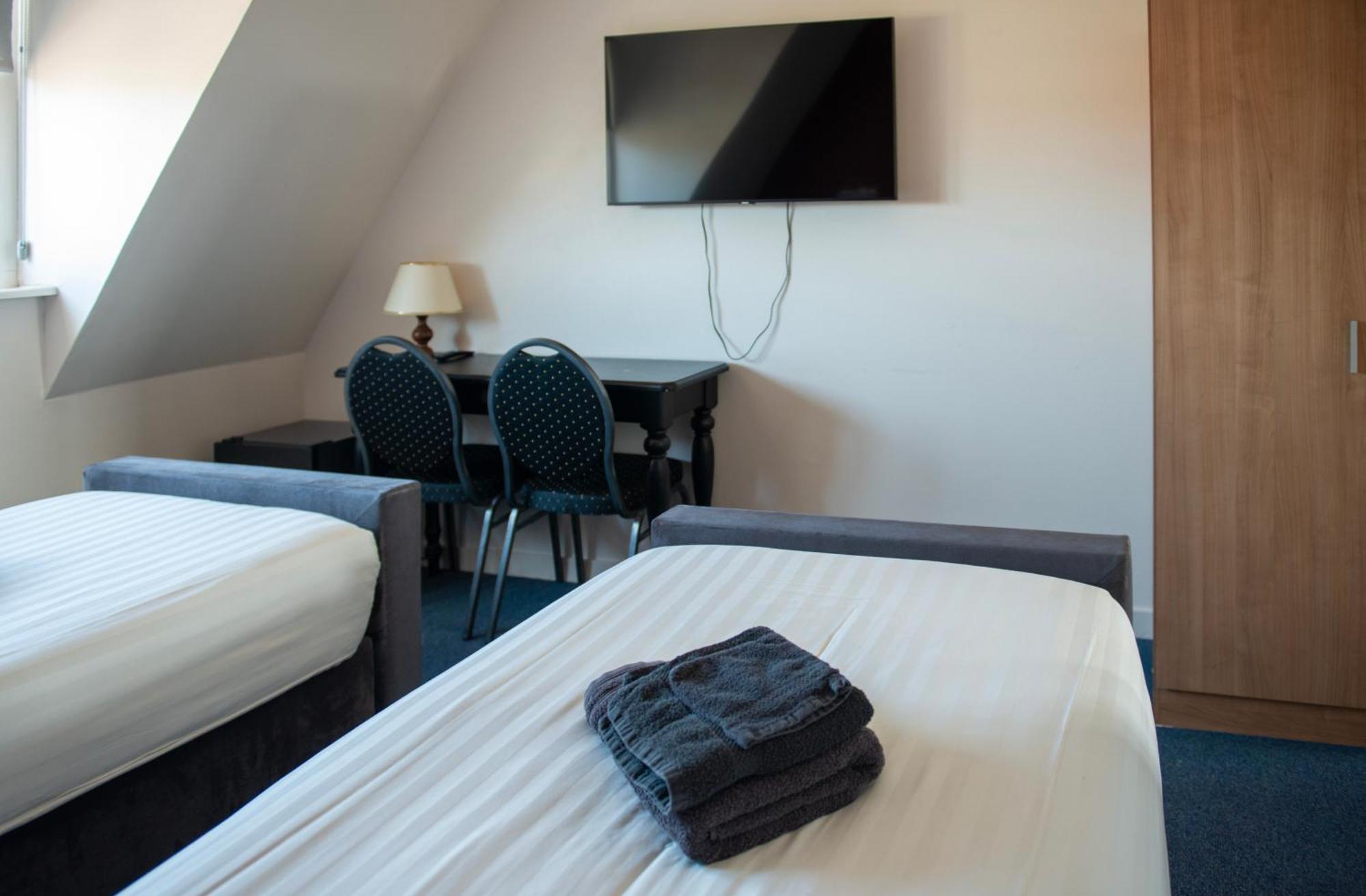 Hotel De Harmonie Sexbierum Eksteriør bilde